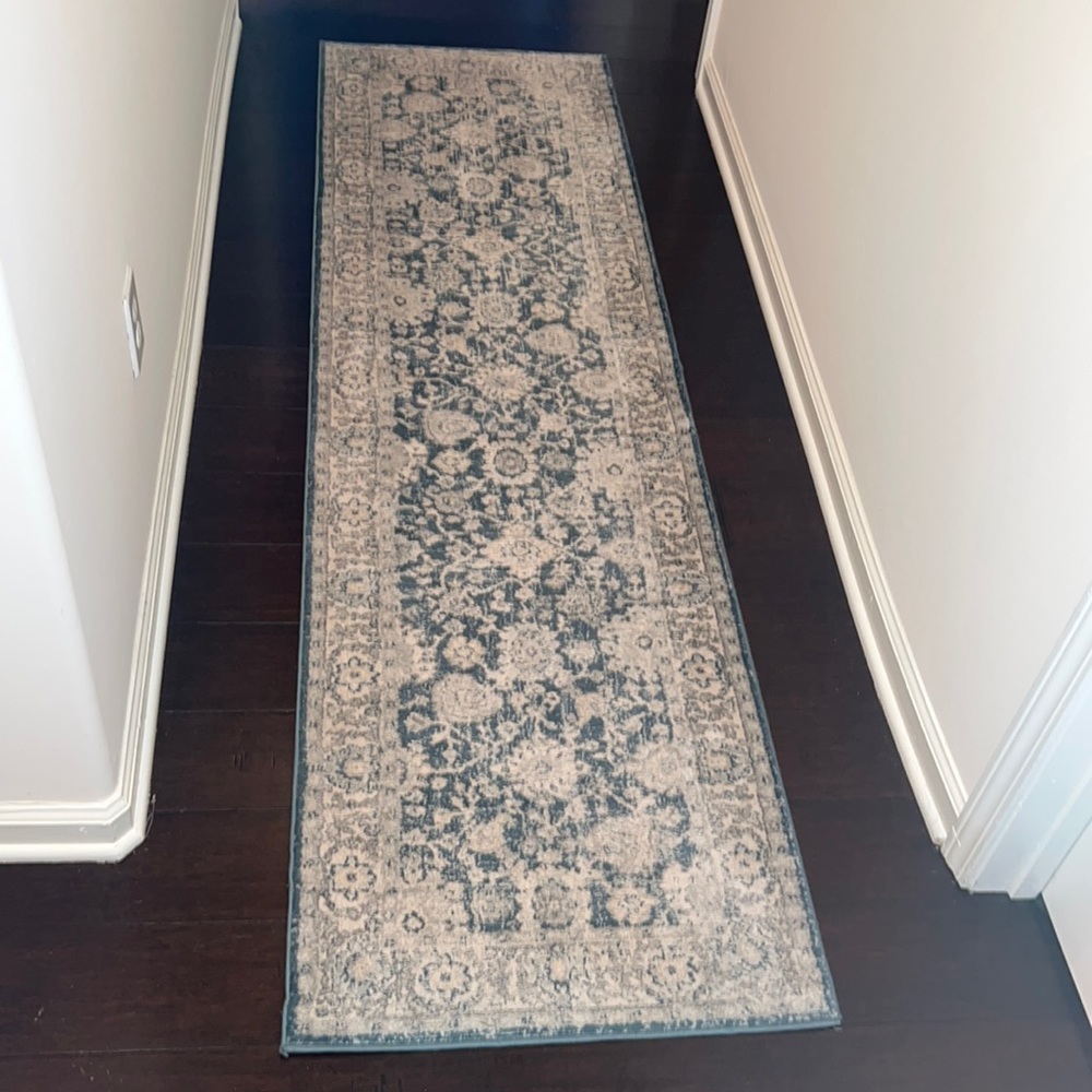 Martha Stewart 2x7 Runner (EUC)
